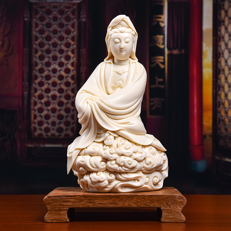 Yutang dai manually signed the masters of art Lin Jiansheng yellow jade porcelain xiangyun comfortable guanyin/D03-107