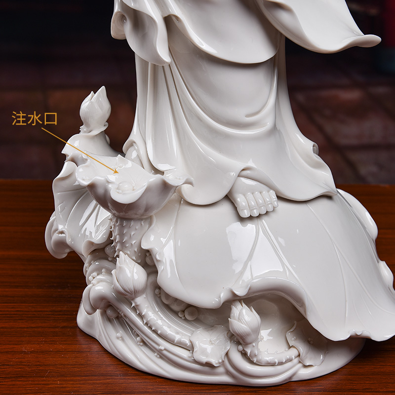 Yutang dai ceramic avalokitesvara figure of Buddha enshrined decorations that occupy the home furnishing articles 23 inches is dripping guanyin