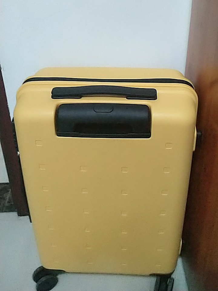 小米青春版万向轮拉杆密码箱