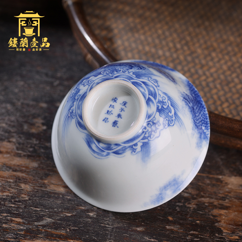 All benevolence blue and white YunLongWen master cup of jingdezhen ceramic art family hand - made single CPU kung fu tea set personal tea cup