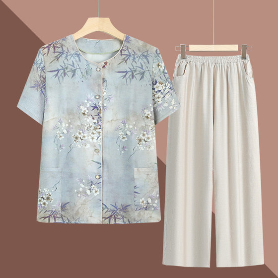 Grandma's summer short-sleeved shirt middle-aged and elderly women's summer suit old people's clothes old women's thin top
Grandma's summer short-sleeved shirt middle-aged and elderly women's summer suit old people's clothes old women's thin top