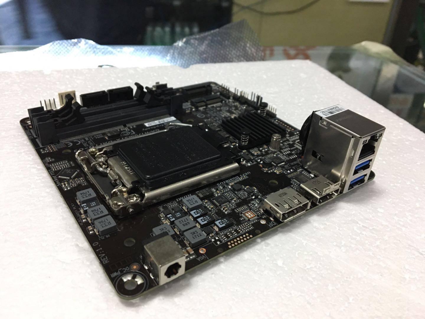 技嘉gah170mstxstx主板超迷你工控主板dphdmi1151针14147cm