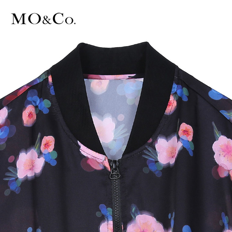 MO&Co.外套棒球衫长袖数码印花拉链休闲运动衫MA153COT30 moco