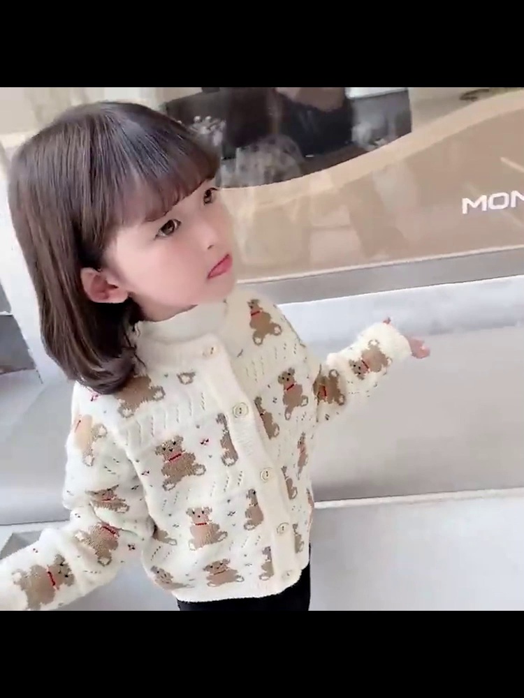 2025春秋女童毛衣外套新款发布！萌娃针织开衫洋气穿搭必备