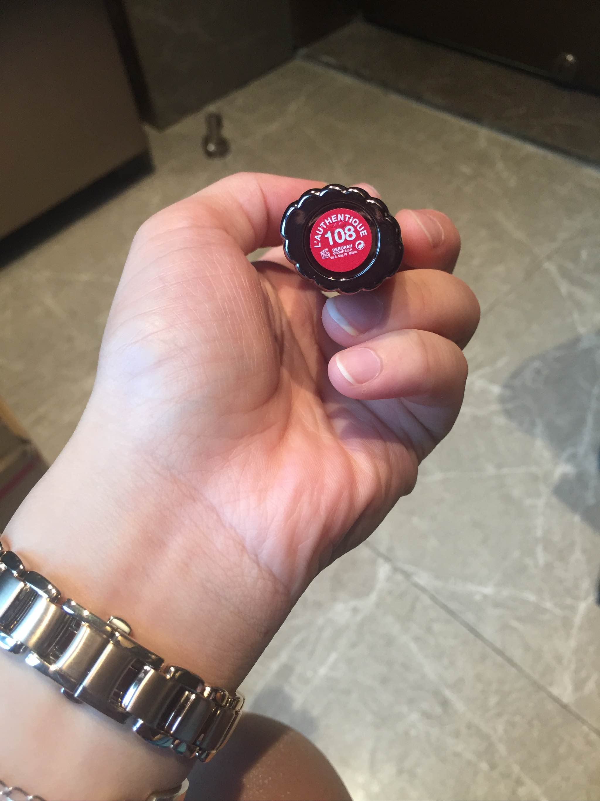 中奖的大牌正红色口红试色报告_in榜 中奖的大牌正红色口红试色报告