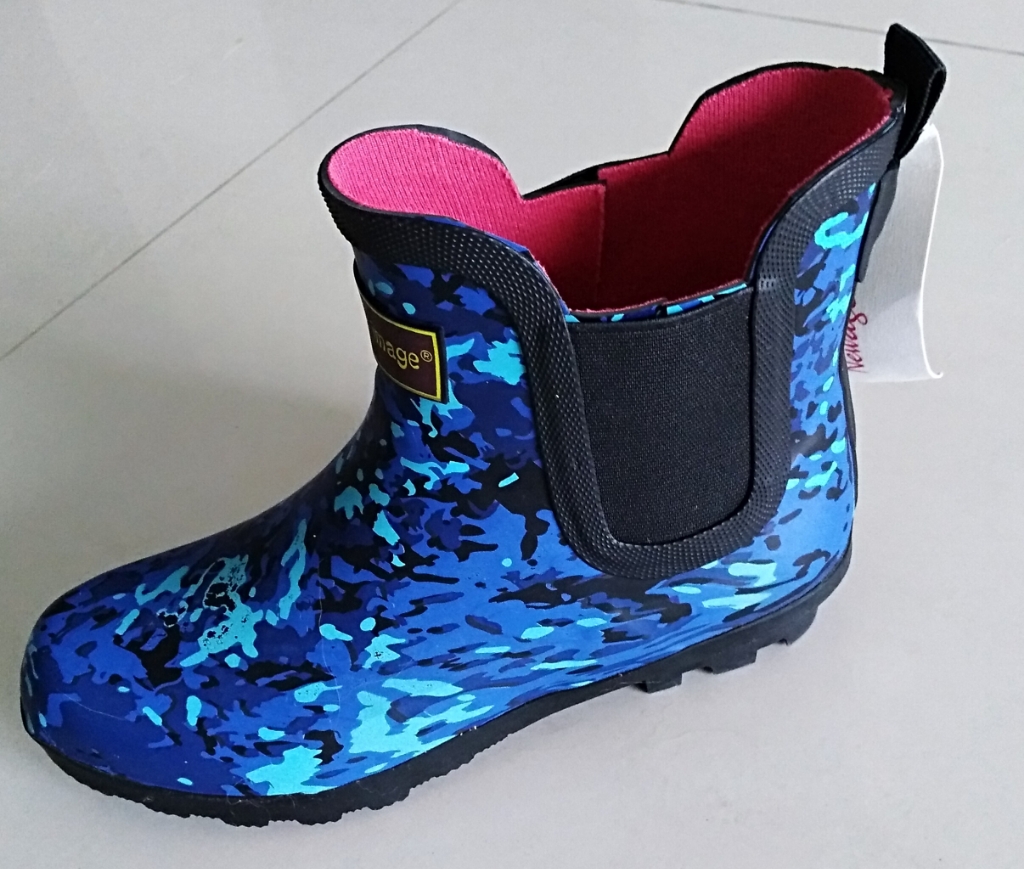 欧美风格时尚女款短筒防滑雨鞋怎么样,是什么牌子,第6张 欧美风格时尚女款短筒防滑雨鞋怎么样,是什么牌子,第6张