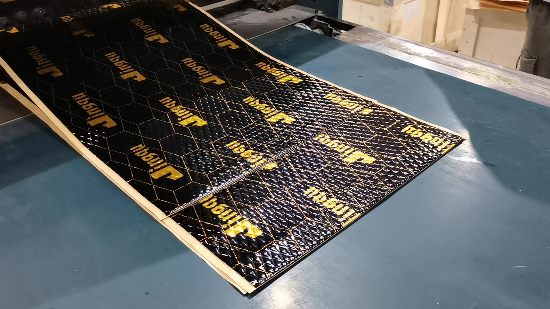 厂家直销汽车隔音止震板 丁基橡胶阻尼片 减震胶阻尼胶隔音材料