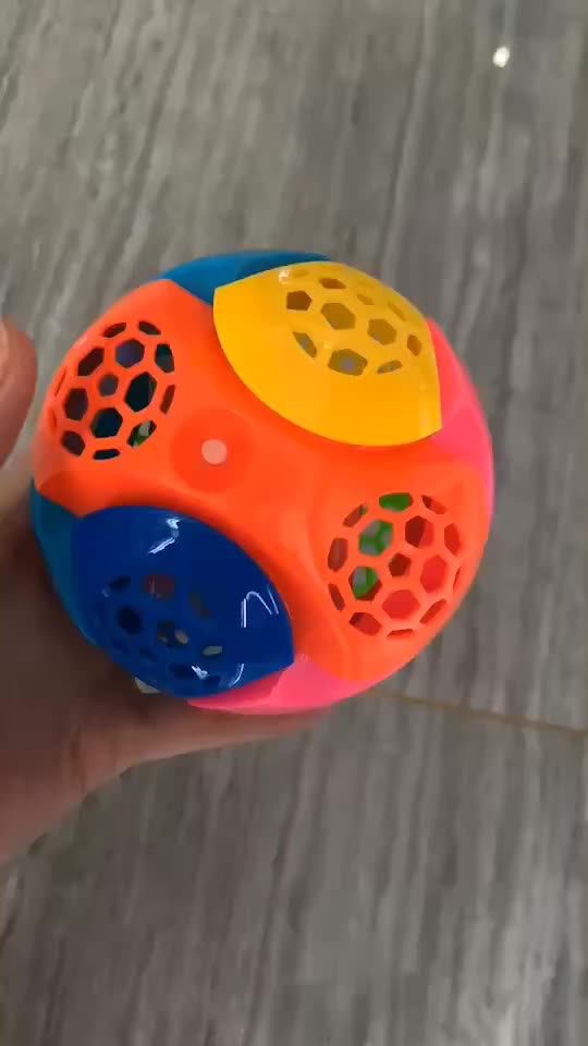 电动拼装跳舞球 儿童益智玩具闪光音乐跳舞球 diy玩具地摊货源批