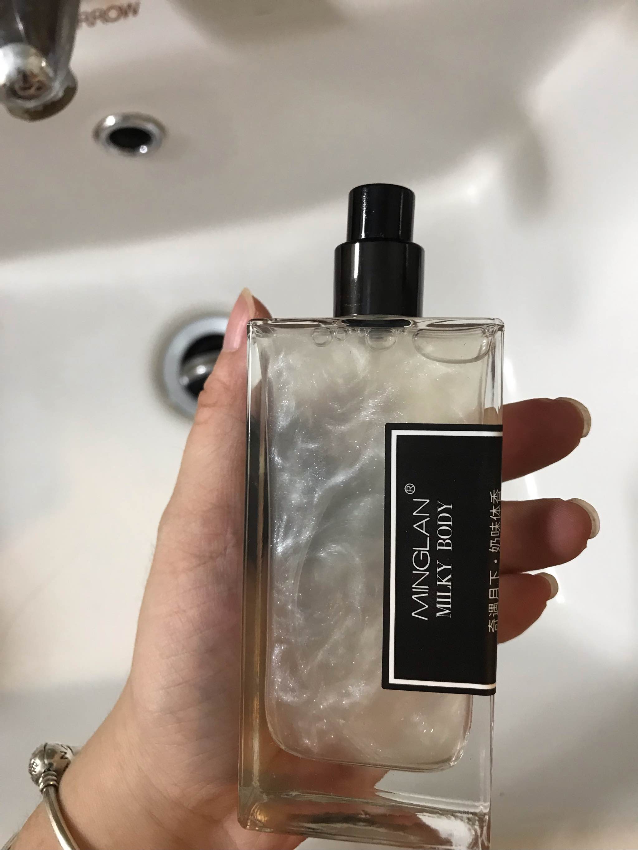 名蓝奇遇月下流沙香水好不好用,买来做礼物送人合适吗,第5张 名蓝奇遇月下流沙香水好不好用,买来做礼物送人合适吗,第5张