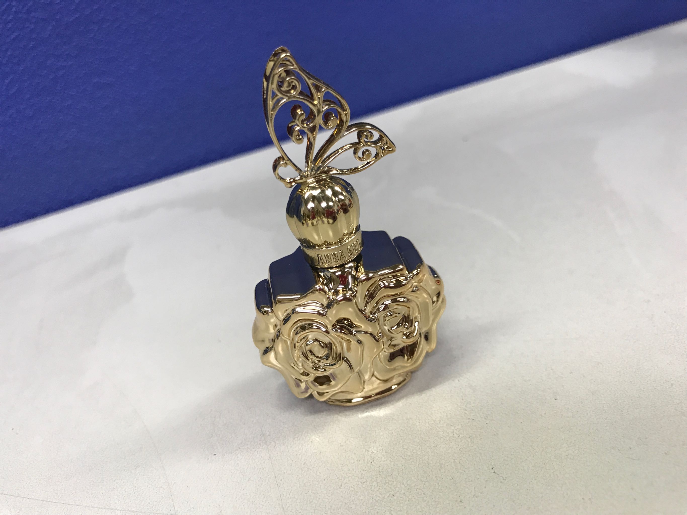 原装进口安娜苏紫蝶恋香水礼盒怎么样好用吗是名牌吗,真实使用体验(经典国货品牌),第8张 原装进口安娜苏紫蝶恋香水礼盒怎么样好用吗是名牌吗,真实使用体验(经典国货品牌),第8张