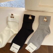 Small Bear socks wearing sweaters Childrens soft and cute girls black and white gray autumn and winter Joker sports socks student socks
