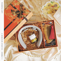 Mothers Day gift girls send mom exquisite practical massager customized to send girlfriend elders high-end birthday gift box