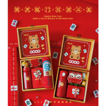 Mothers Day gift to mom girl high sense girlfriend creative practical niche special birthday goddess gift box