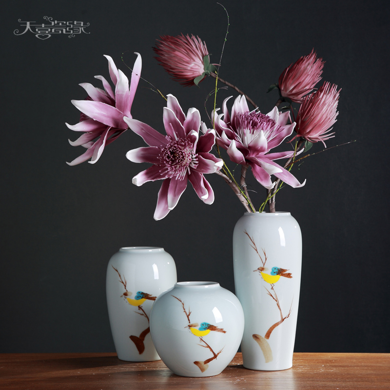 Modern creative simple ceramic flower arranging machine table vase furnishing articles, the sitting room porch TV ark, home decoration