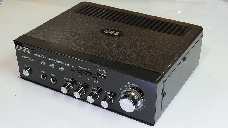 迷你小型功放机音箱功率放大器 插卡u盘麦克风带收音直流12伏220v