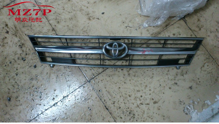 Toyota Big King 98 trước khi mạng trong nhập khẩu ban đầu phụ tùng xe hơi xe bumper trong mạng phụ tùng