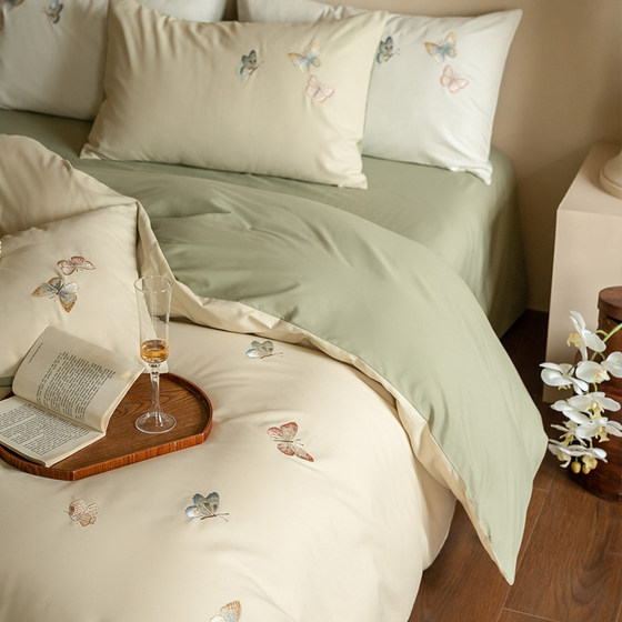 Autumn 100% cotton 50s double strand cotton frosted four-piece set ins embroidered cotton bedding set
Autumn 100% cotton 50s double strand cotton frosted four-piece set ins embroidered cotton bedding set