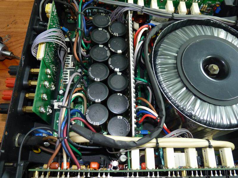 成色不错原装正品锐丰laxd61300w大功率专业舞台后级功放