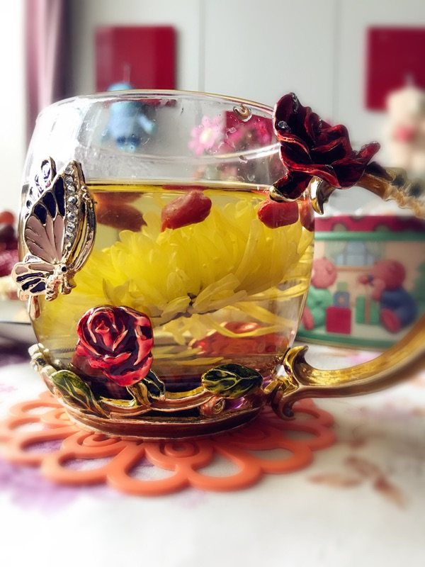 春日和花果茶最配的是高颜值杯子哦!