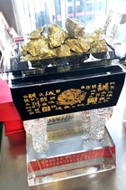 Crystal integrity Jinding Rare gold stone Original stone decoration store celebrates the opening of Jiapin will sell gifts day into the bucket of gold