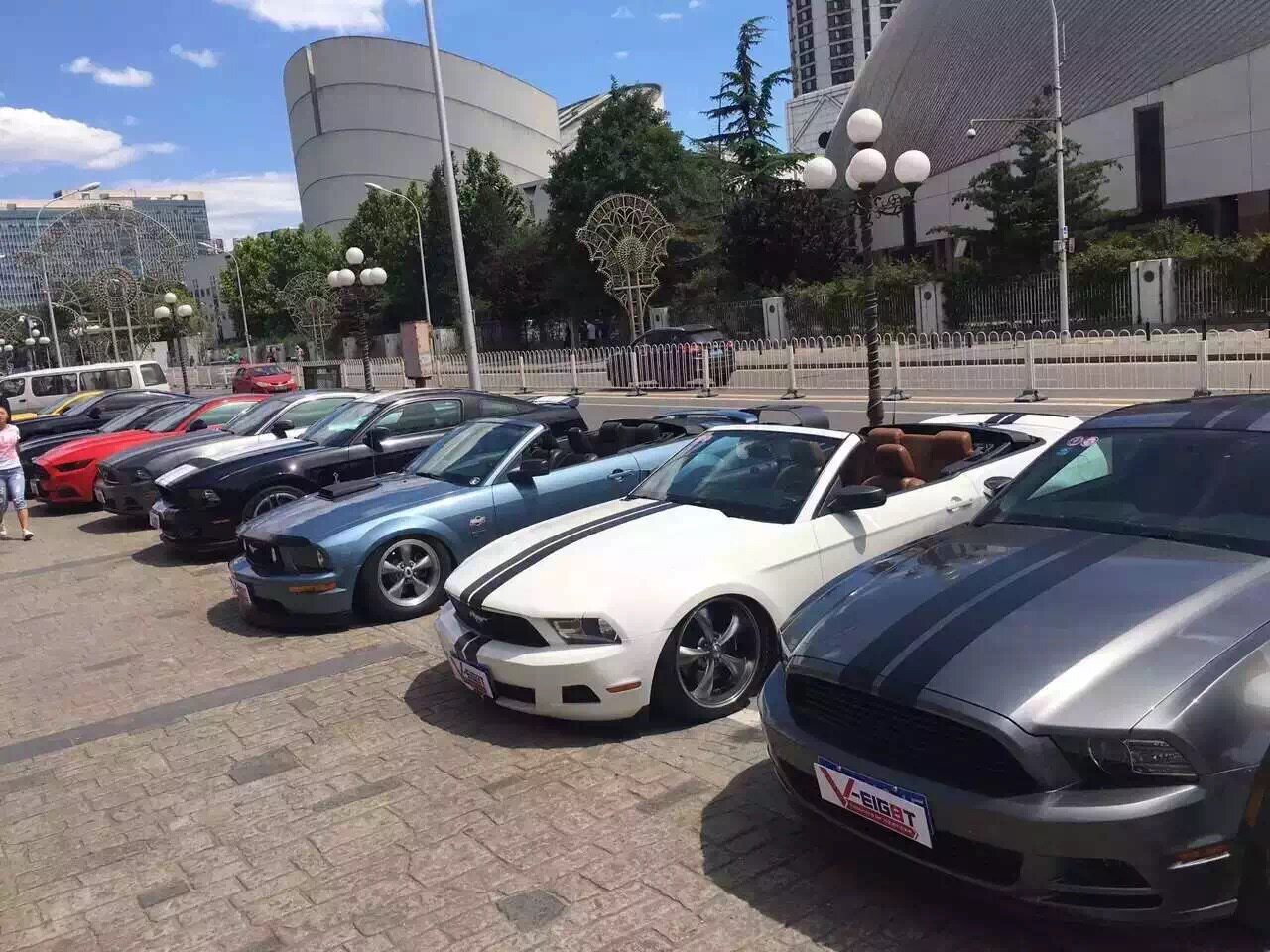 【云杰租车】全新红色野马婚车野马敞篷车队婚庆车队婚礼租赁公司