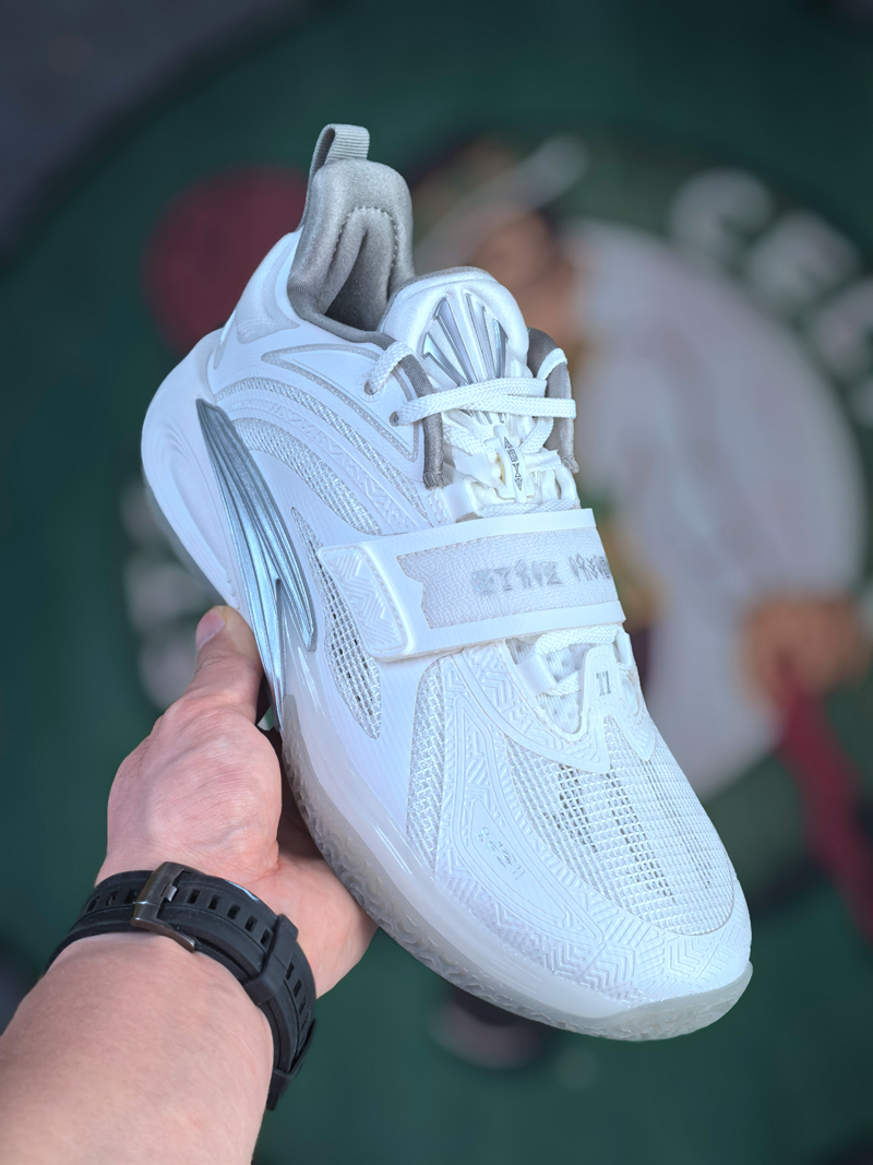 安踏kai欧文一代 白幽灵 母亲节少年版 实战篮球鞋 312431199