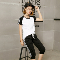 Fat sister sports suit age reduction summer female fat mm large size Capri pants cover meat Foreign Air two-piece set 200 Jin thin