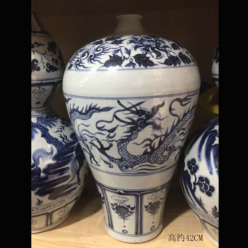 元青花雲竜紋梅瓶 賞物観賞瓶 現代工芸品 陶磁器 装飾品 花瓶 花器 元青花纏枝雲竜紋梅瓶 景徳鎮陶磁 工芸美術装飾置物 - メルカリ