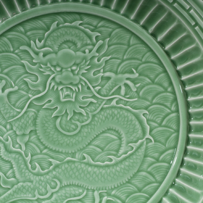 Jingdezhen celadon dragon 40 cm decorative porcelain elegant high - grade decorative porcelain qianlong dragon large plate