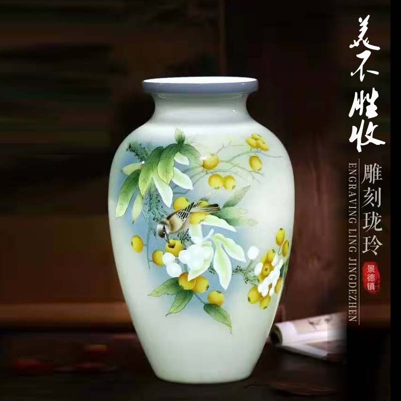 Jingdezhen high - grade knives half the about 30 cm high mud vase gift Jingdezhen porcelain vase transparent bottle by hand