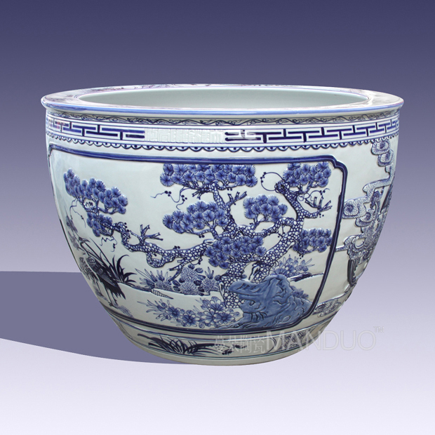 Hand painting of flowers and delicate blue large aquariums VAT jingdezhen porcelain temple vats