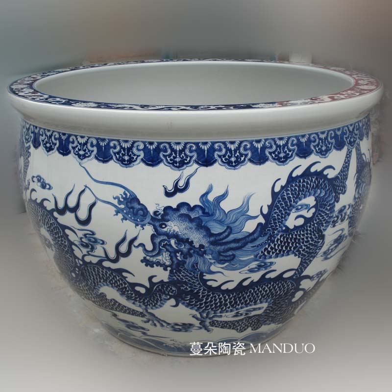 Hand made blue and white dragon large diameter cylinder 1 to 2 m CM above China VAT fierce dragon China VAT