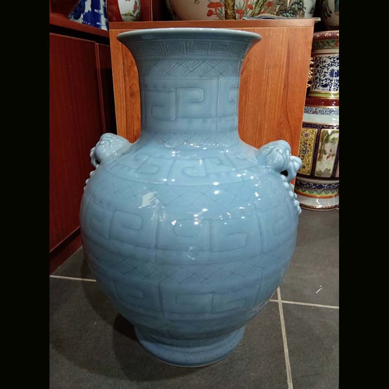 Jingdezhen high - end antique vase double lion handle office high - grade ceramic art display vase