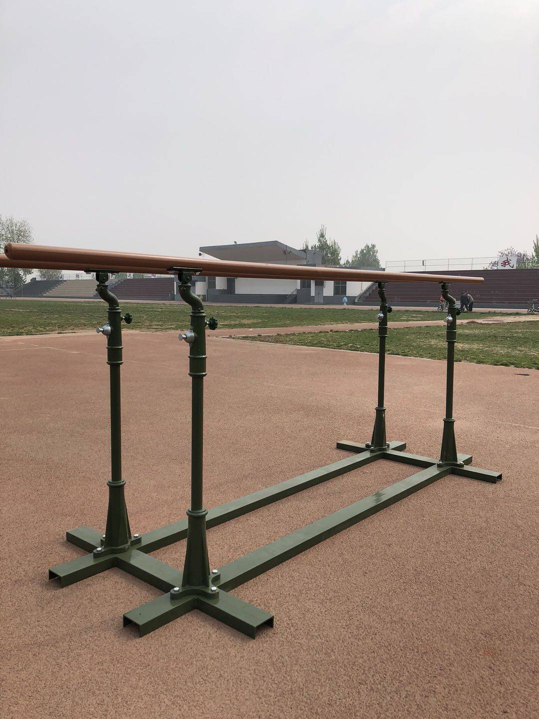 单杠尼龙单双杠户外双杠室外公园小区 铸铁单双杠铸铁家用部队军