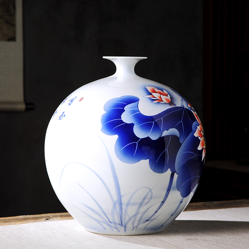 Jingdezhen porcelain vases, pottery and porcelain hand made blue and white porcelain flower arranging place of new Chinese style household adornment ornament sitting room