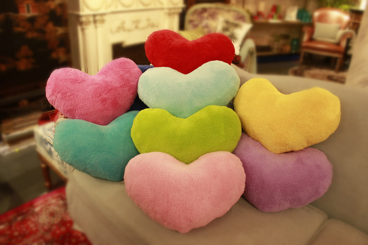 展示与对比:ins可爱床头爱心星星抱枕沙发靠枕汽车靠垫个性搞怪创意女