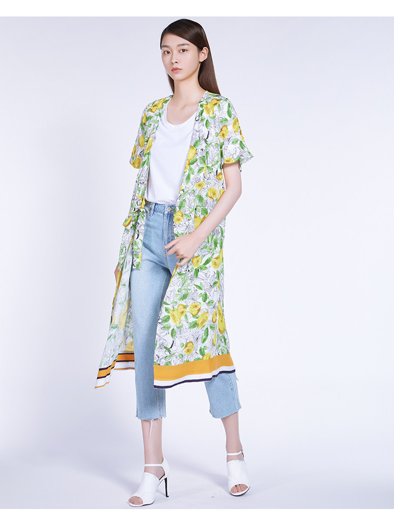 首页 百家好连衣裙 连衣裙 百家好2018秋季新款碎花中长款过膝连衣裙