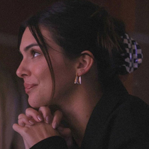 2021 summer New Ken bean same red simple temperament hair vishark jia hairclip head