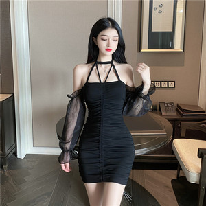 Fall 2020 new sexy hanging neck long sleeve tight buttock top dress