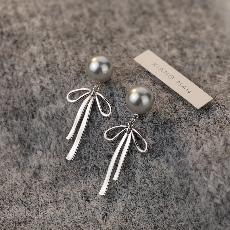 (Alley South) 999 silver needle butterfly knot earrings female light extravagant and small crowdpearl earrings 2023 new bursting earrings-Taobao