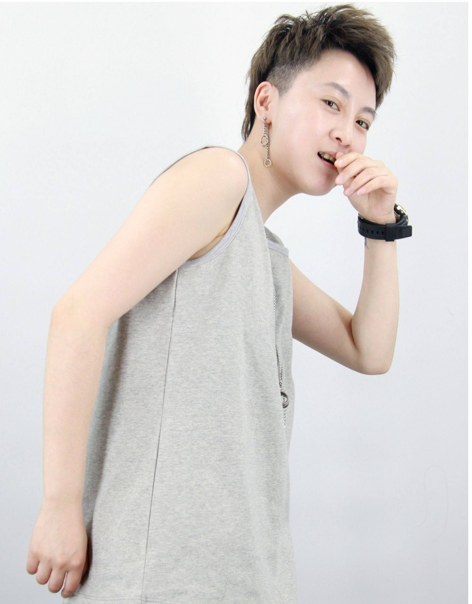 束胸les长款宽松外穿背心无绷带帅t内衣女塑胸束胸衣超平纯棉坎肩