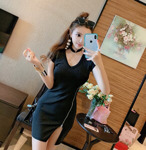 Sexy short V-neck elastic split zipper thread short sleeve dress