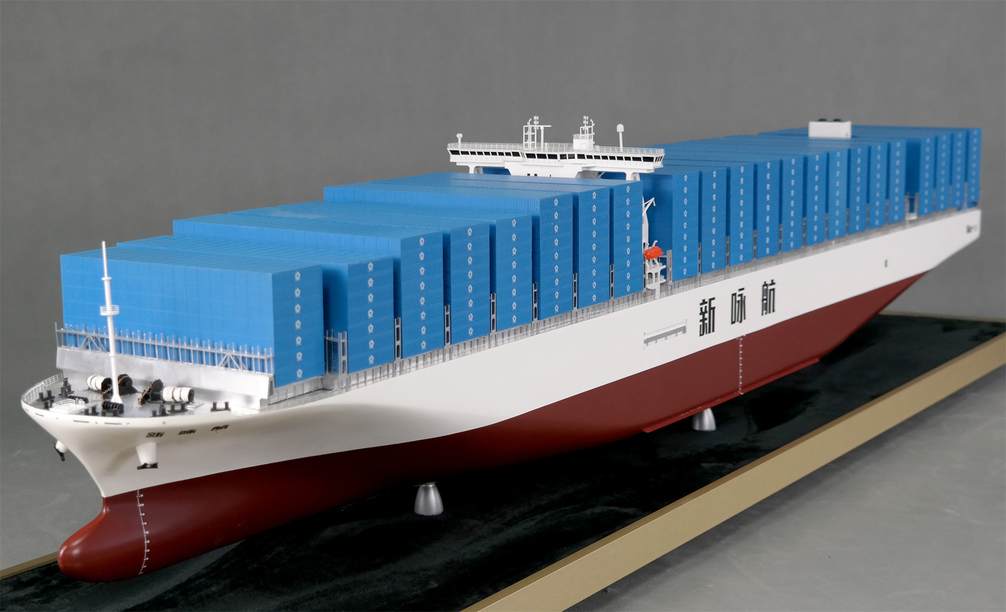 Haiyi Fang Container Model Factory, Телефон: 0755-85200796, мы производили и произвели различные модели моделирования моделирования, настройка модели модели судоходства, настройка модели Creative Ship Model, модель контейнера модели, креативность, креативность, креативность производитель Производители моделей контейнеров -судов судов и т. Д. Приглашаются консультироваться и сотрудничать с основными верфи.