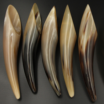 Natural white yak horn scraping massage board scraping drum bucket tea spoon hollow plantar stick plank