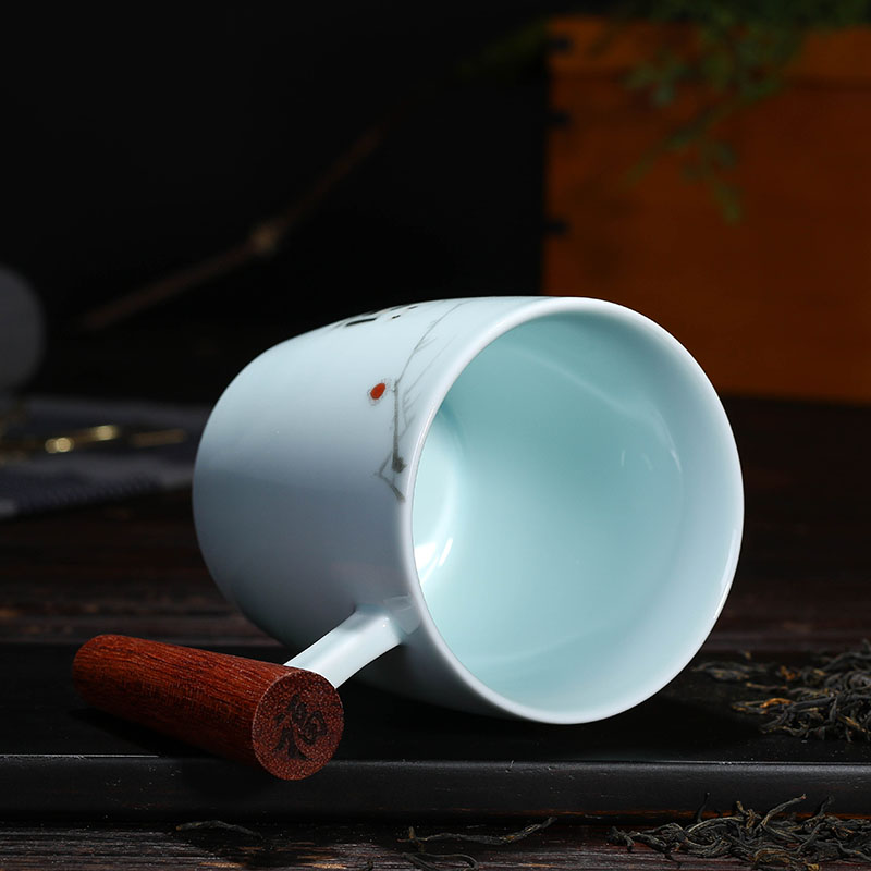 Ceramic cups with cover filter tea cup celadon home office cup rosewood handle personal glass mugs