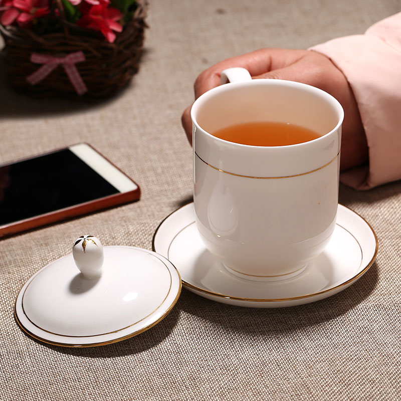 Jingdezhen domestic ceramic cups with cover hand - made ipads China cup golden glass office and meeting the custom logo