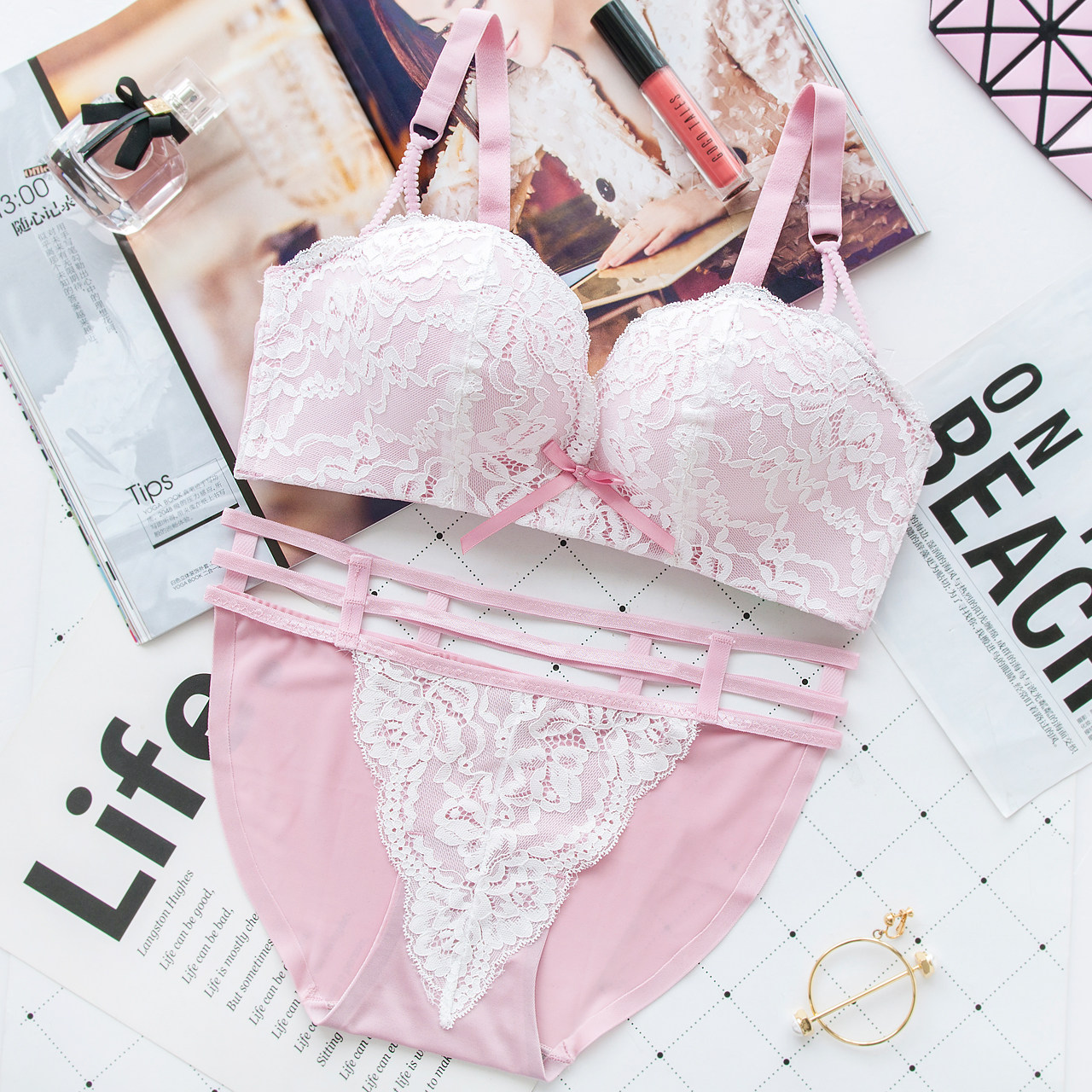 莎琪儿私藏 少女内衣无钢圈日系性感聚拢小胸罩蕾丝半杯文胸