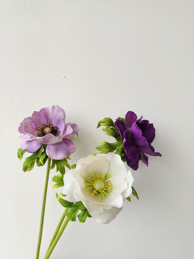 欧式手感保湿银莲花仿真花装饰花摆件民宿酒店室内装饰插花摆设