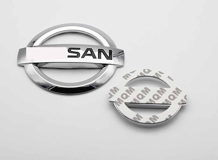 经典轩逸bluebird英文标sylphy 尼桑新轩逸套标排量前中网后车标