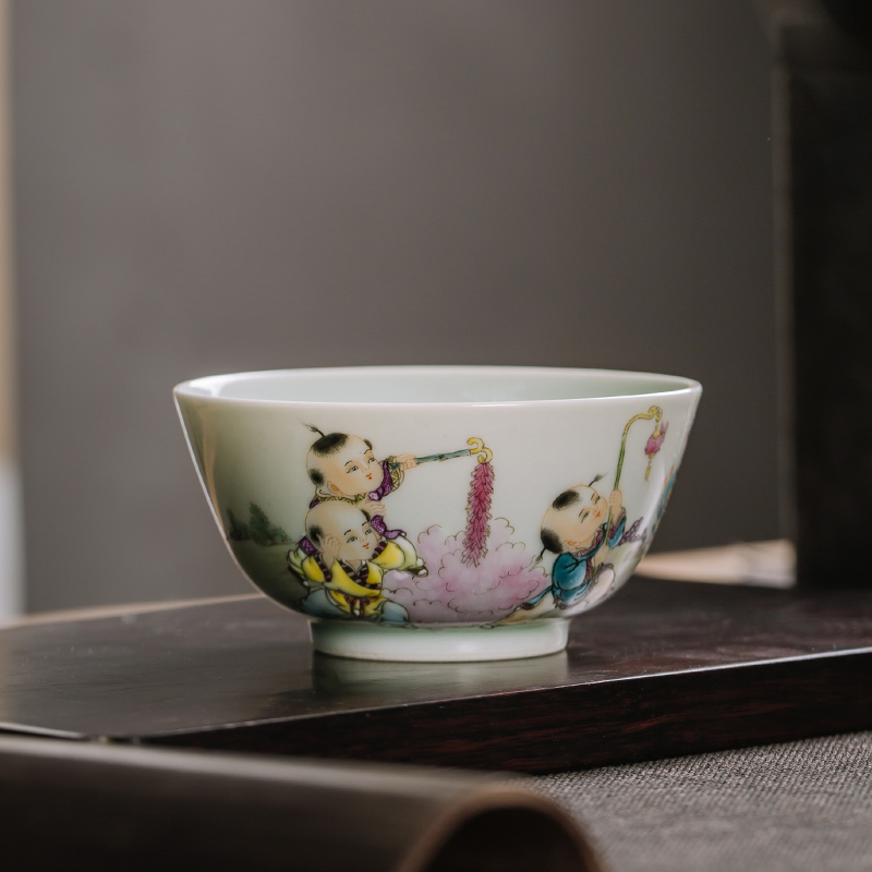 The Owl up jingdezhen tea hand - made lad colored enamel master cup cup draw blue cup kung fu tea cups